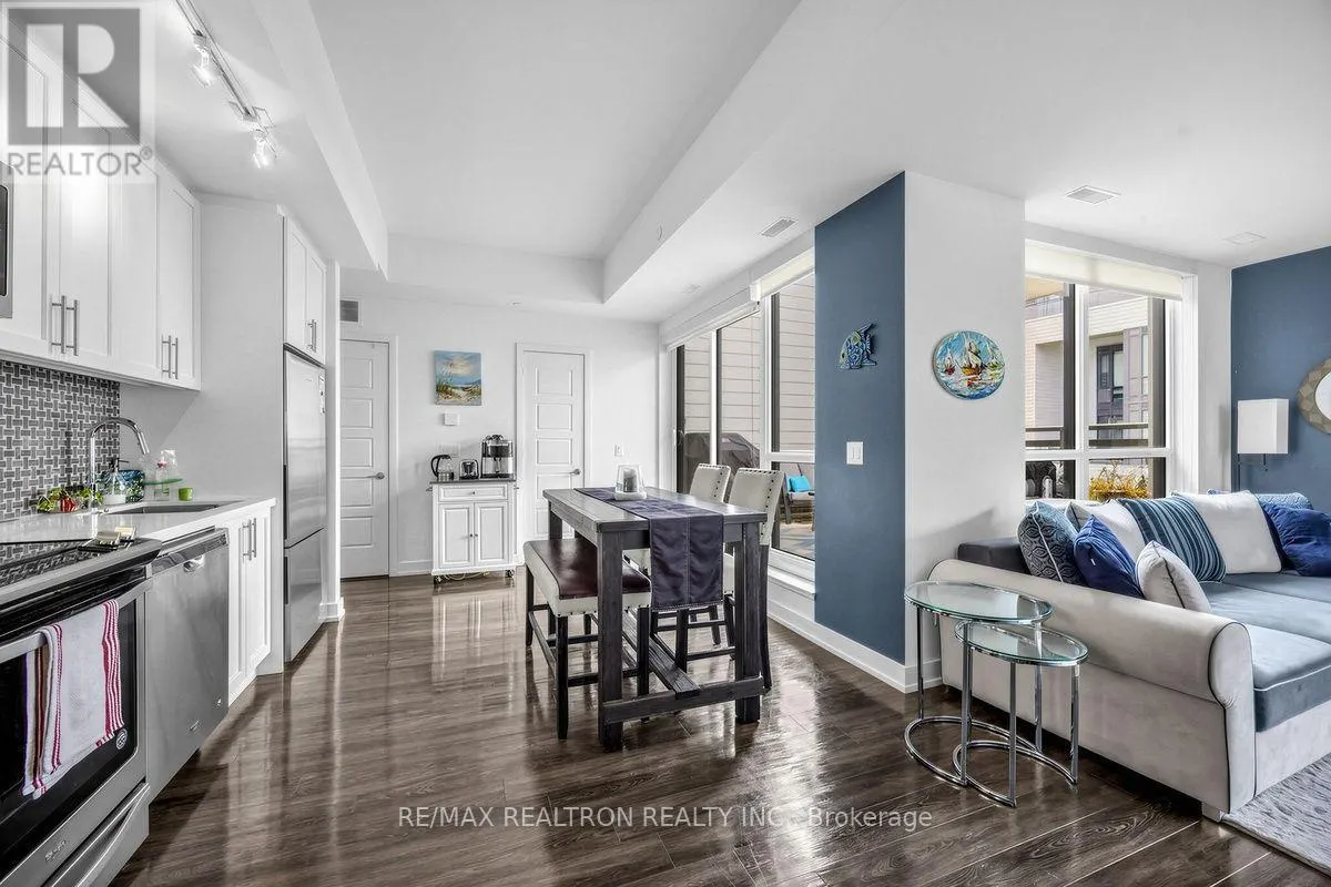 82 - 289 BROWARD WAY