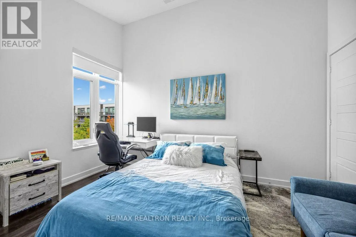 82 - 289 BROWARD WAY