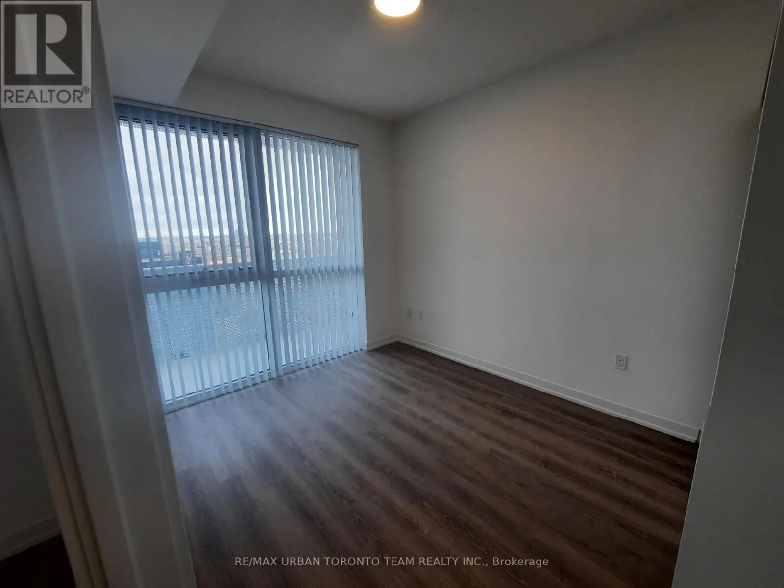 1505 - 8 INTERCHANGE WAY