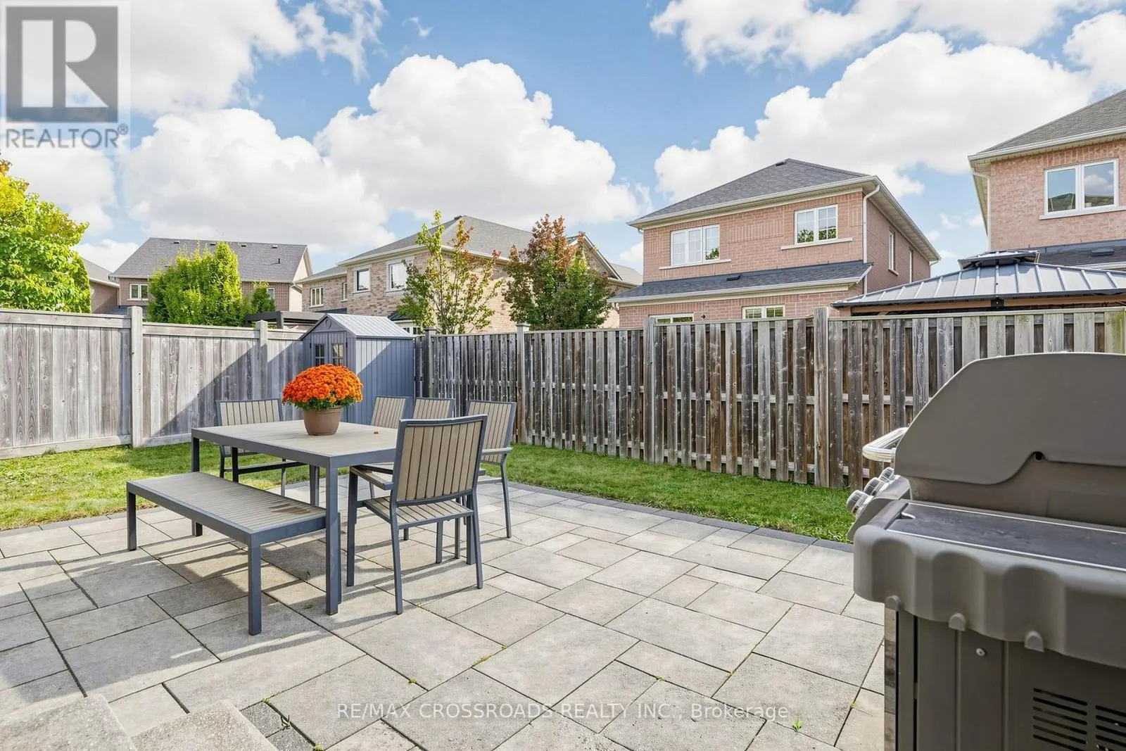 78 VERA LYNN CRESCENT