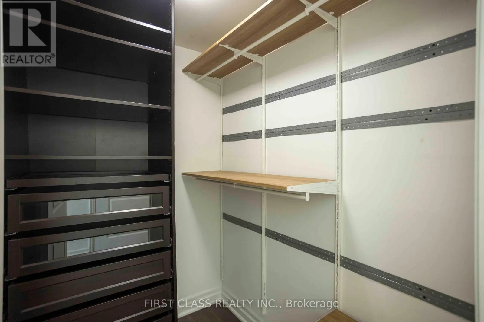1212 - 8 ROUGE VALLEY DRIVE