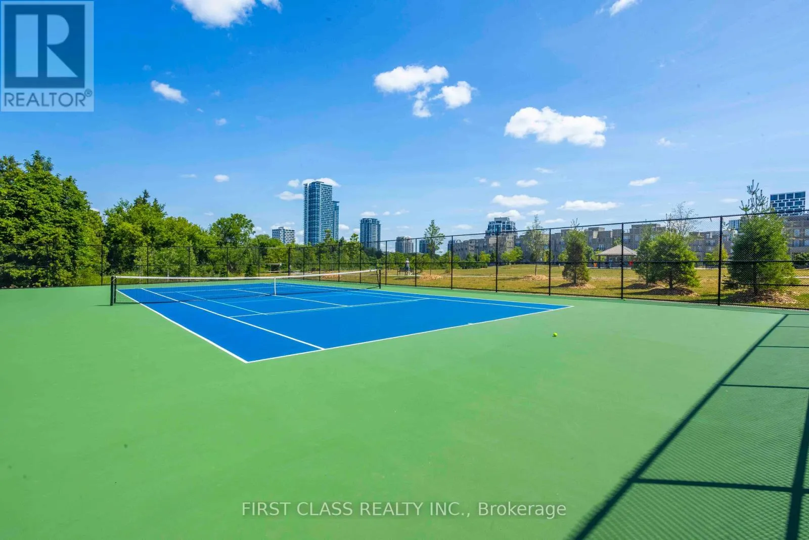 1212 - 8 ROUGE VALLEY DRIVE