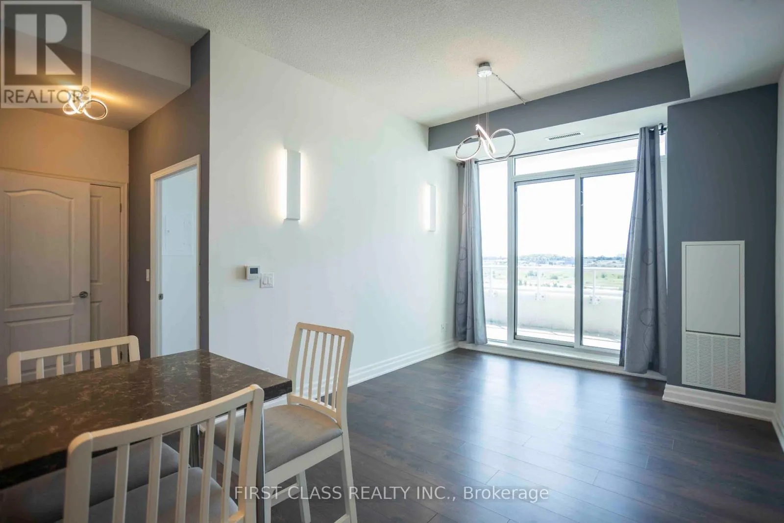 1212 - 8 ROUGE VALLEY DRIVE