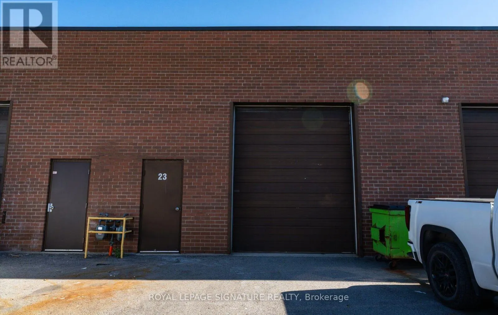 23 - 391 EDGELEY BOULEVARD