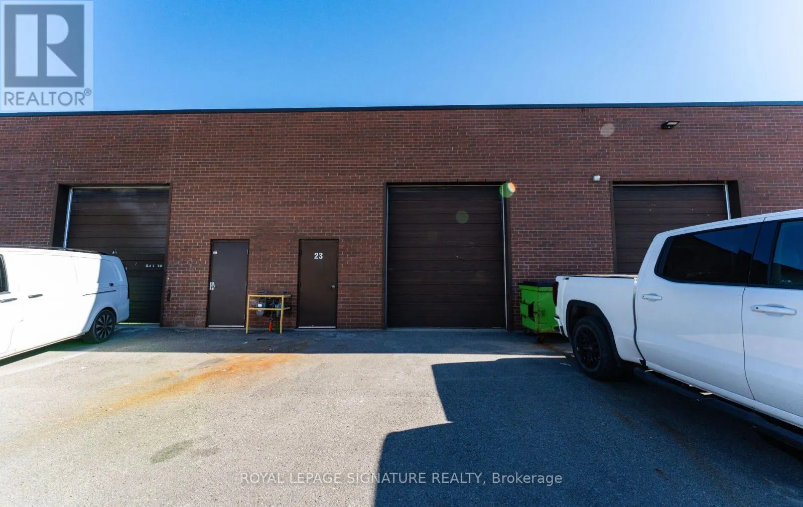23 - 391 EDGELEY BOULEVARD