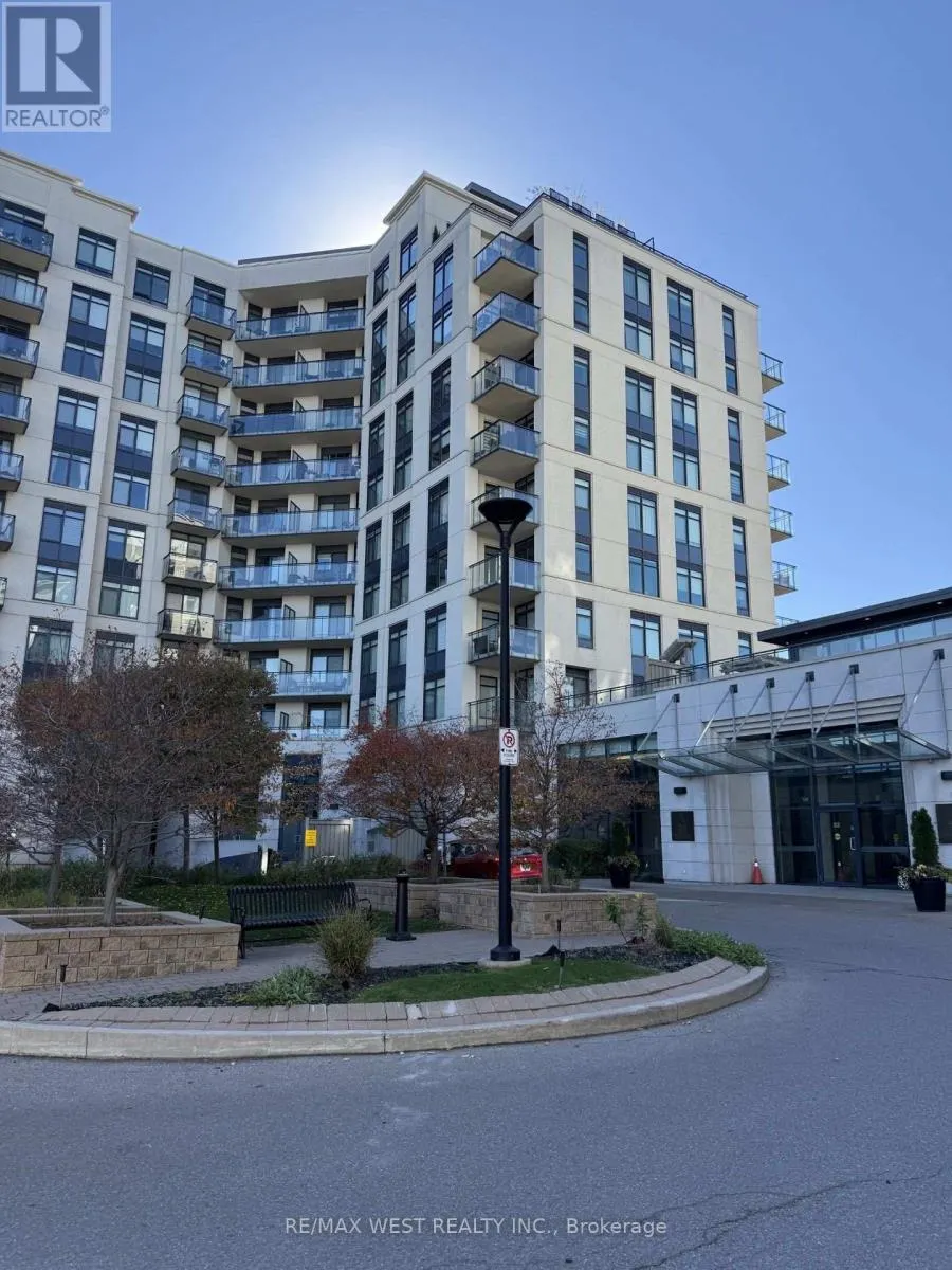217 - 12 WOODSTREAM BOULEVARD