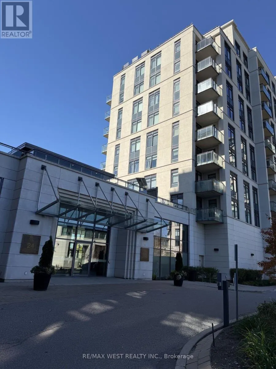 217 - 12 WOODSTREAM BOULEVARD