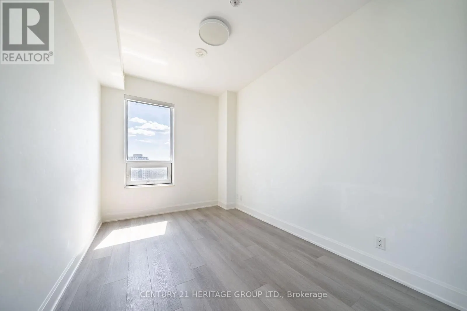 1503 - 8 WATER WALK DRIVE