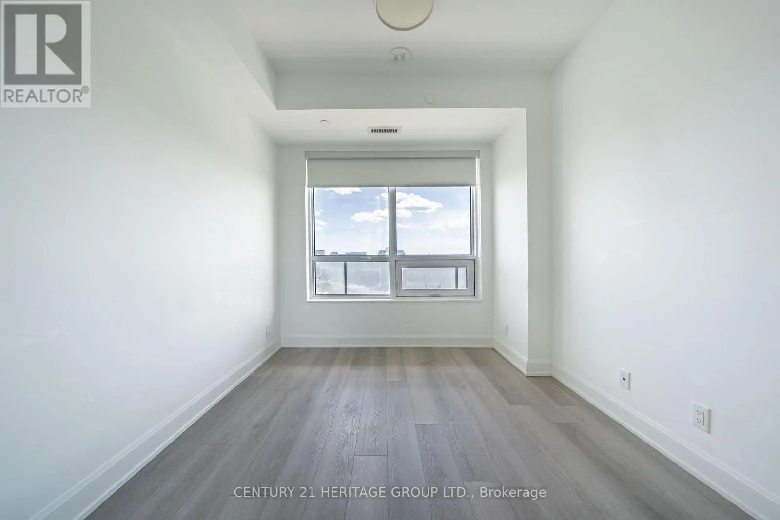 1503 - 8 WATER WALK DRIVE