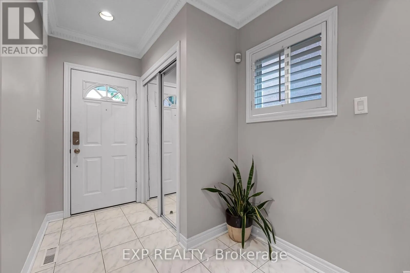 591 PLANTATION GATE