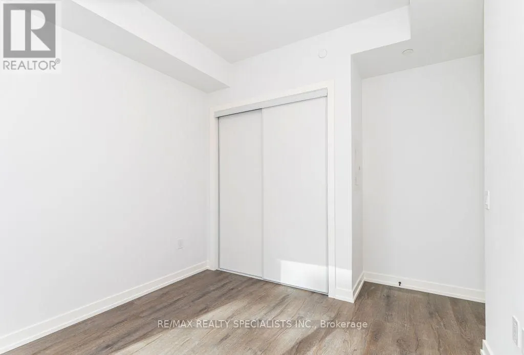 2407 - 21 MEADOWDALE ROAD