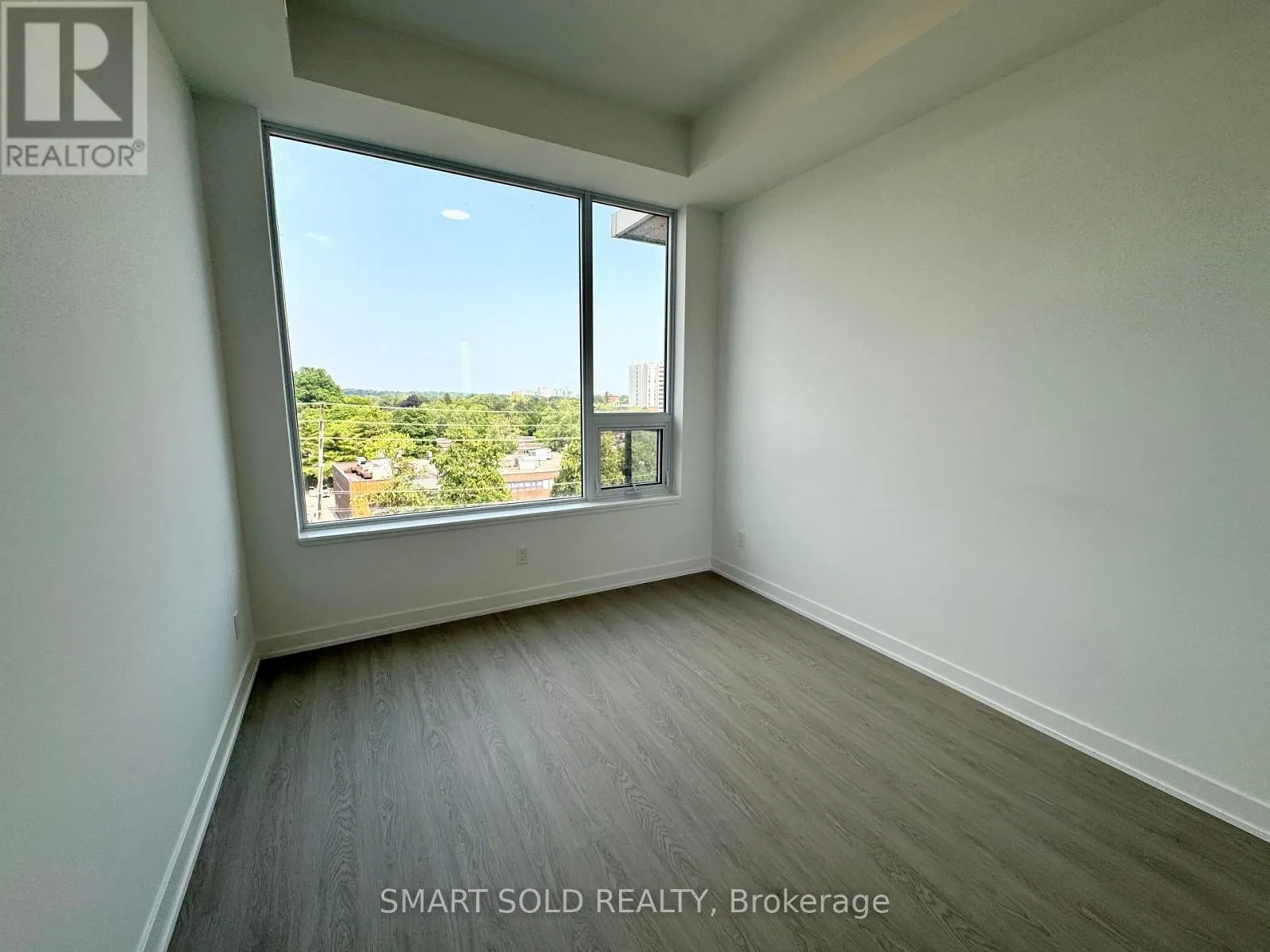 520 - 8188 YONGE STREET