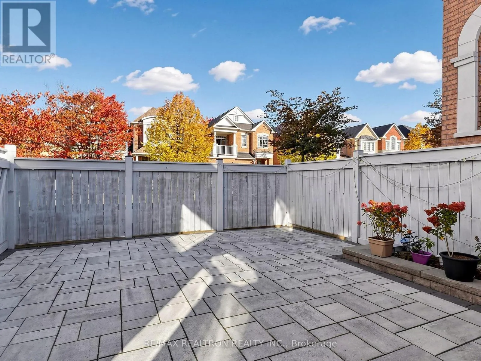 46 MARY ELLEN BAKER CRESCENT