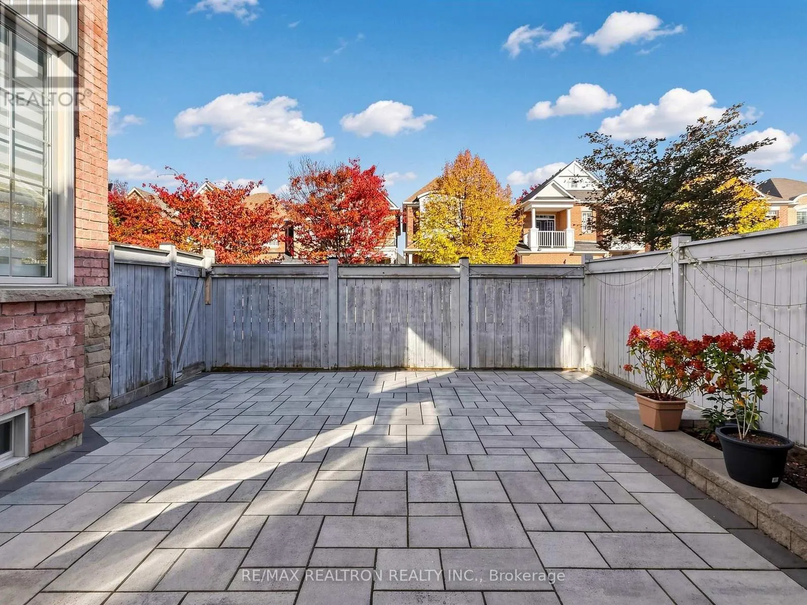 46 MARY ELLEN BAKER CRESCENT