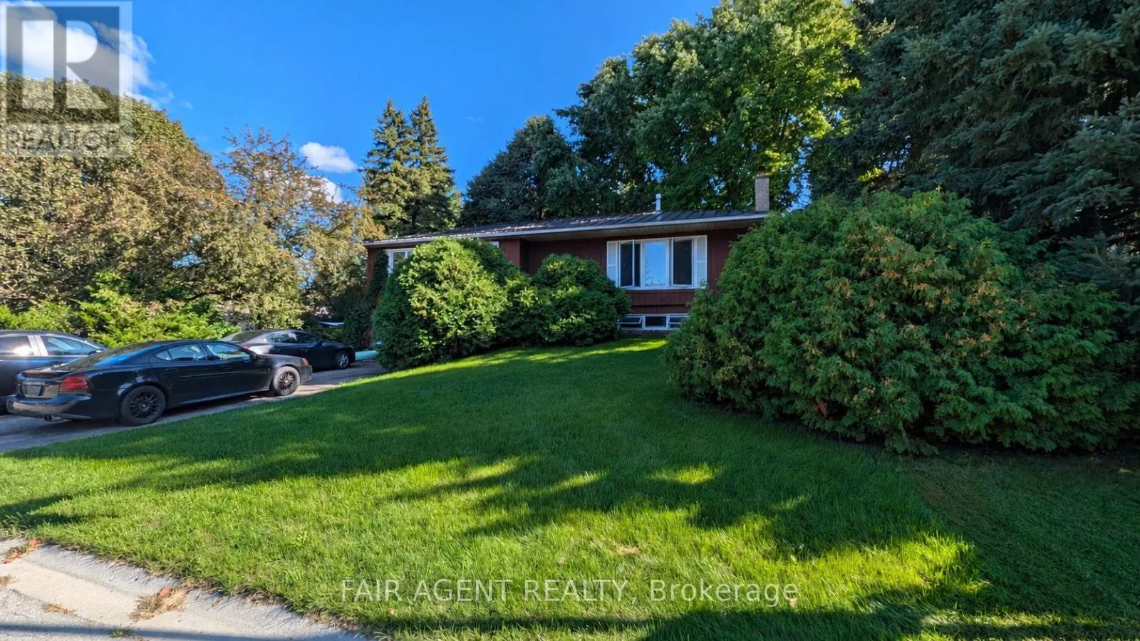 33 MAYNARD DRIVE