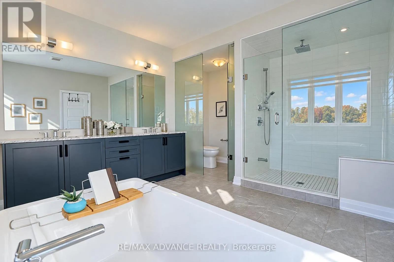 15 KENNETH CAMPBELL COURT