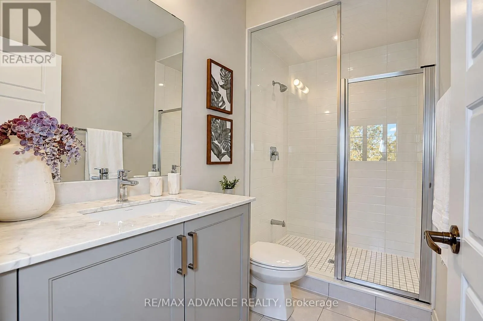15 KENNETH CAMPBELL COURT