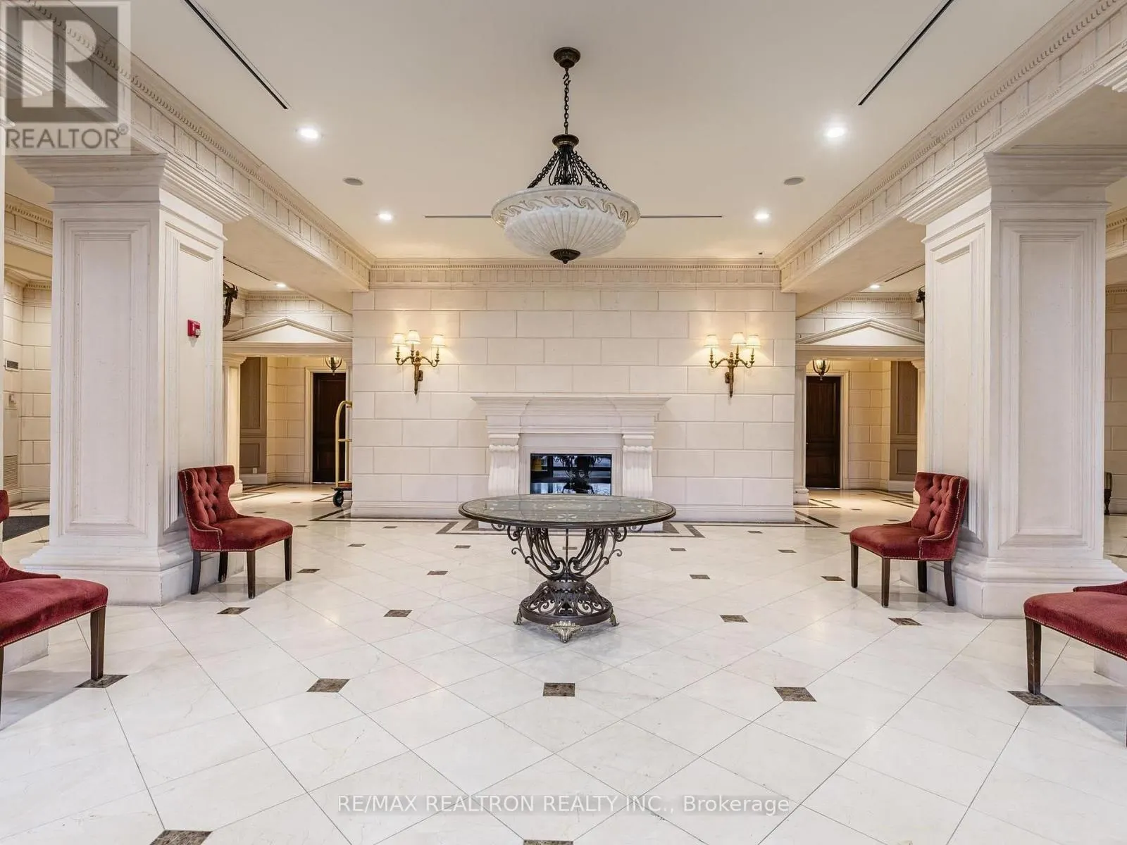 401 - 9225 JANE STREET