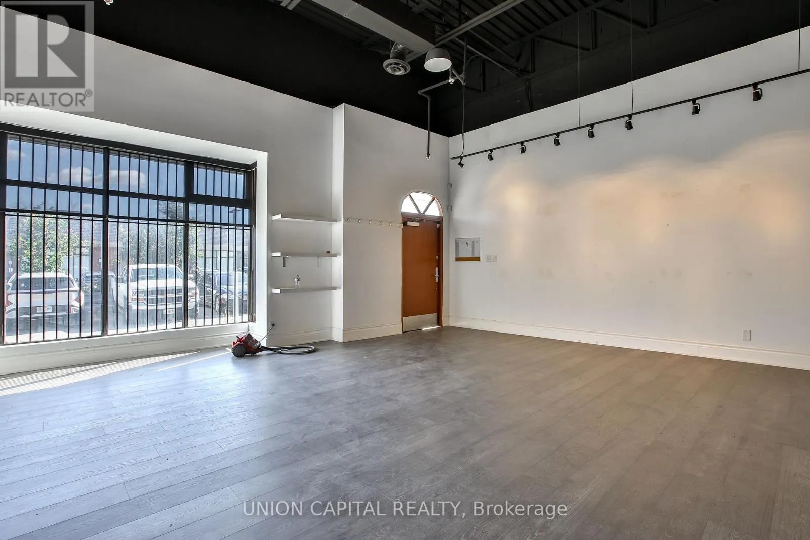 34 - 20 WERTHEIM COURT