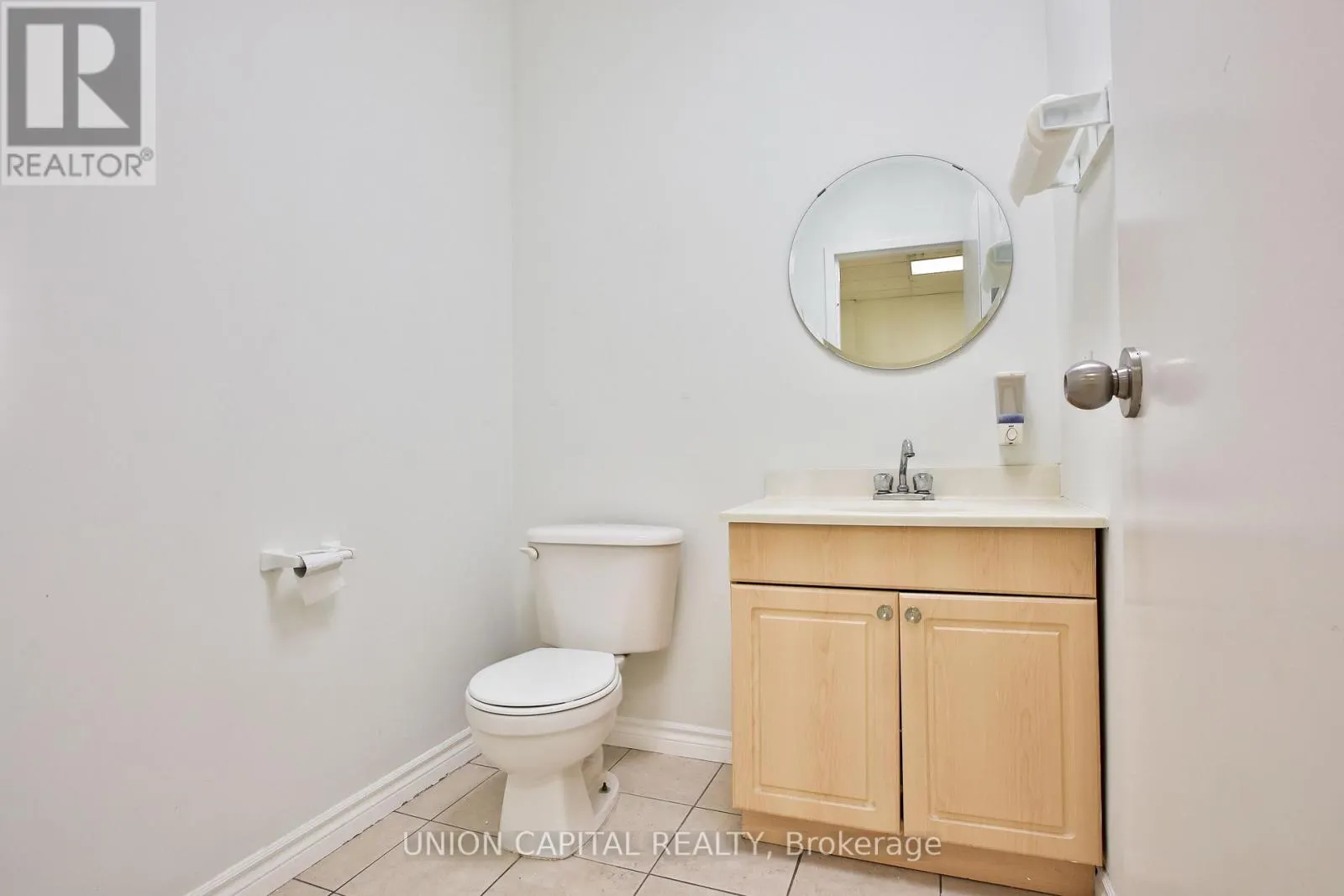 34 - 20 WERTHEIM COURT
