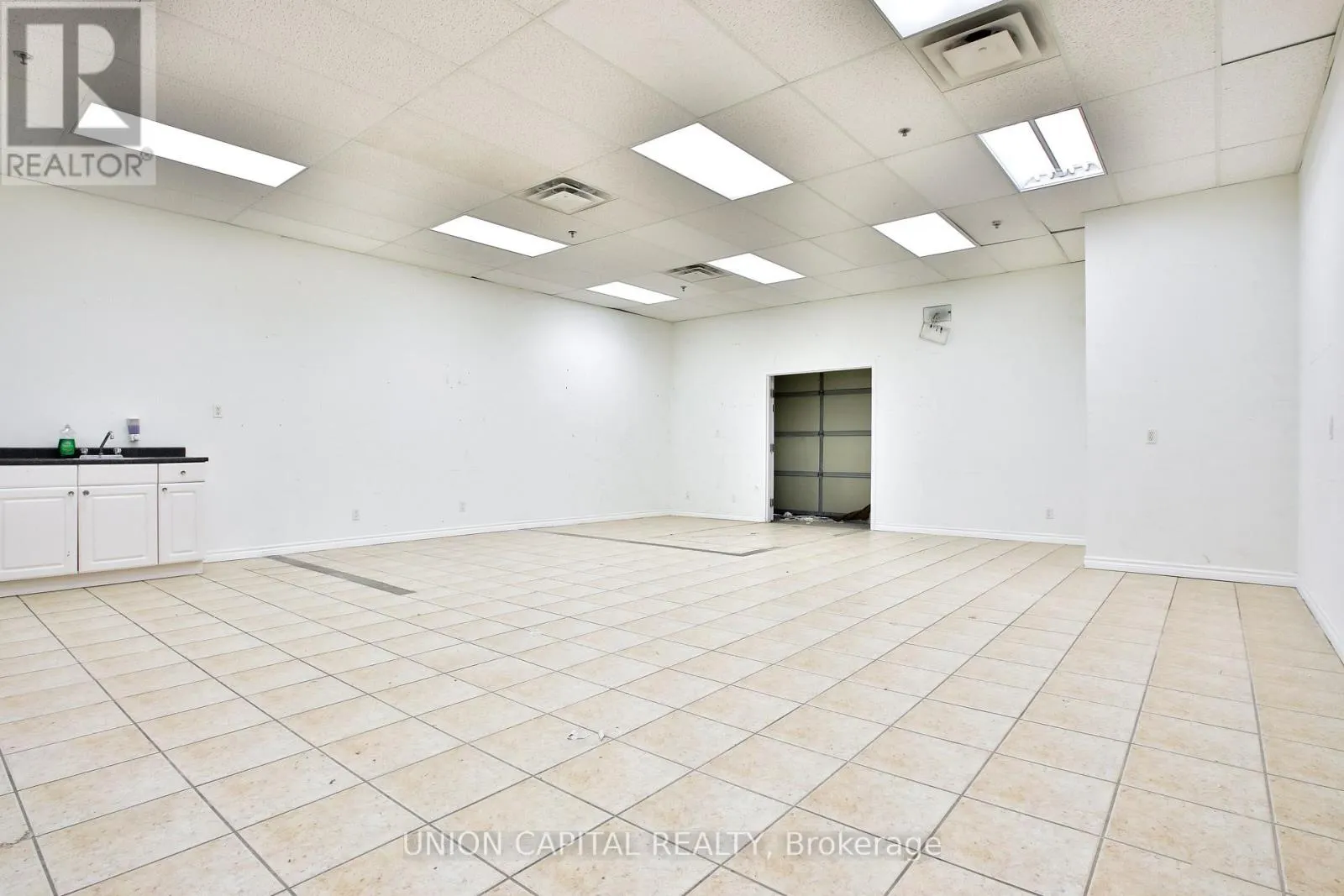 34 - 20 WERTHEIM COURT