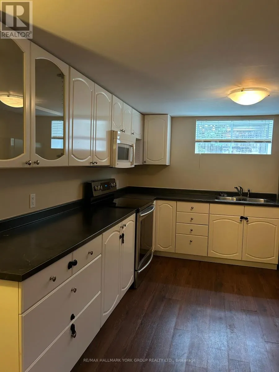 LOWER - 140 RIVEREDGE DRIVE