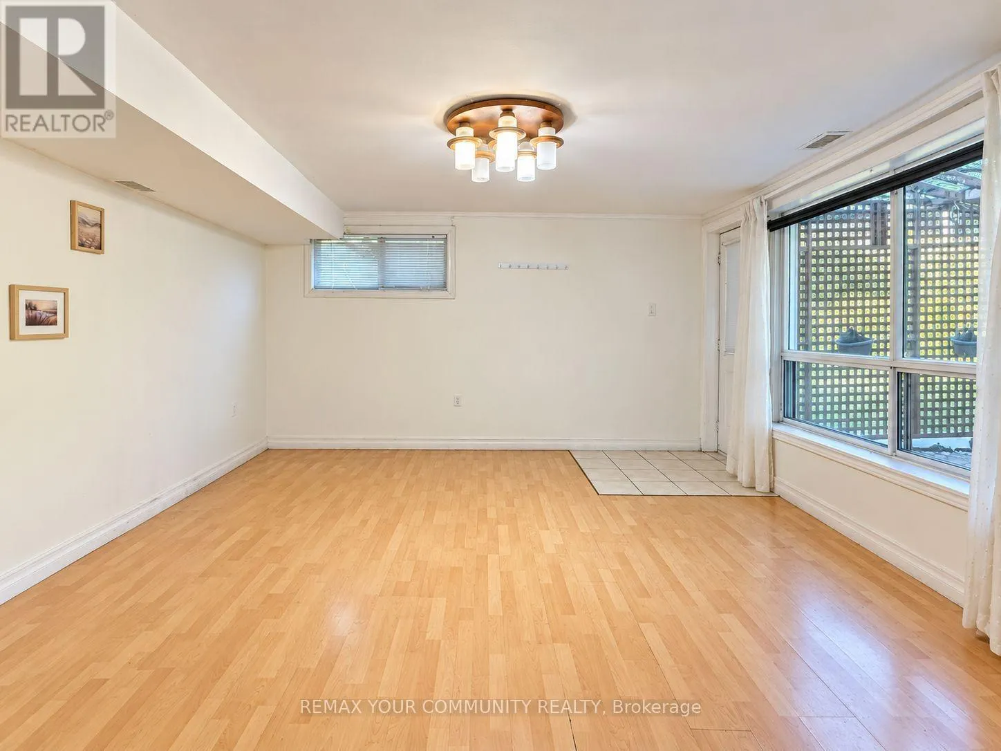 8 HILLSIDE AVENUE