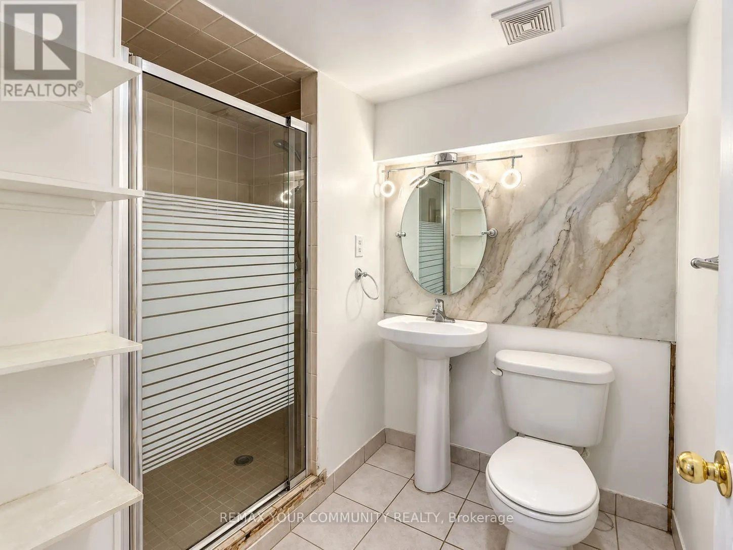 8 HILLSIDE AVENUE