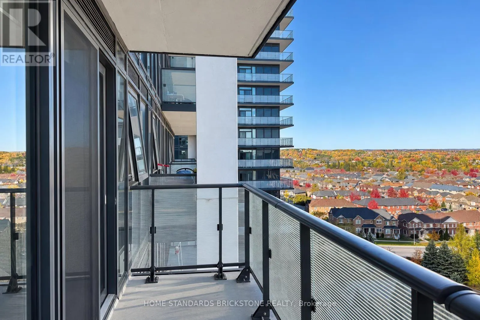 1207 - 105 ONEIDA CRESCENT