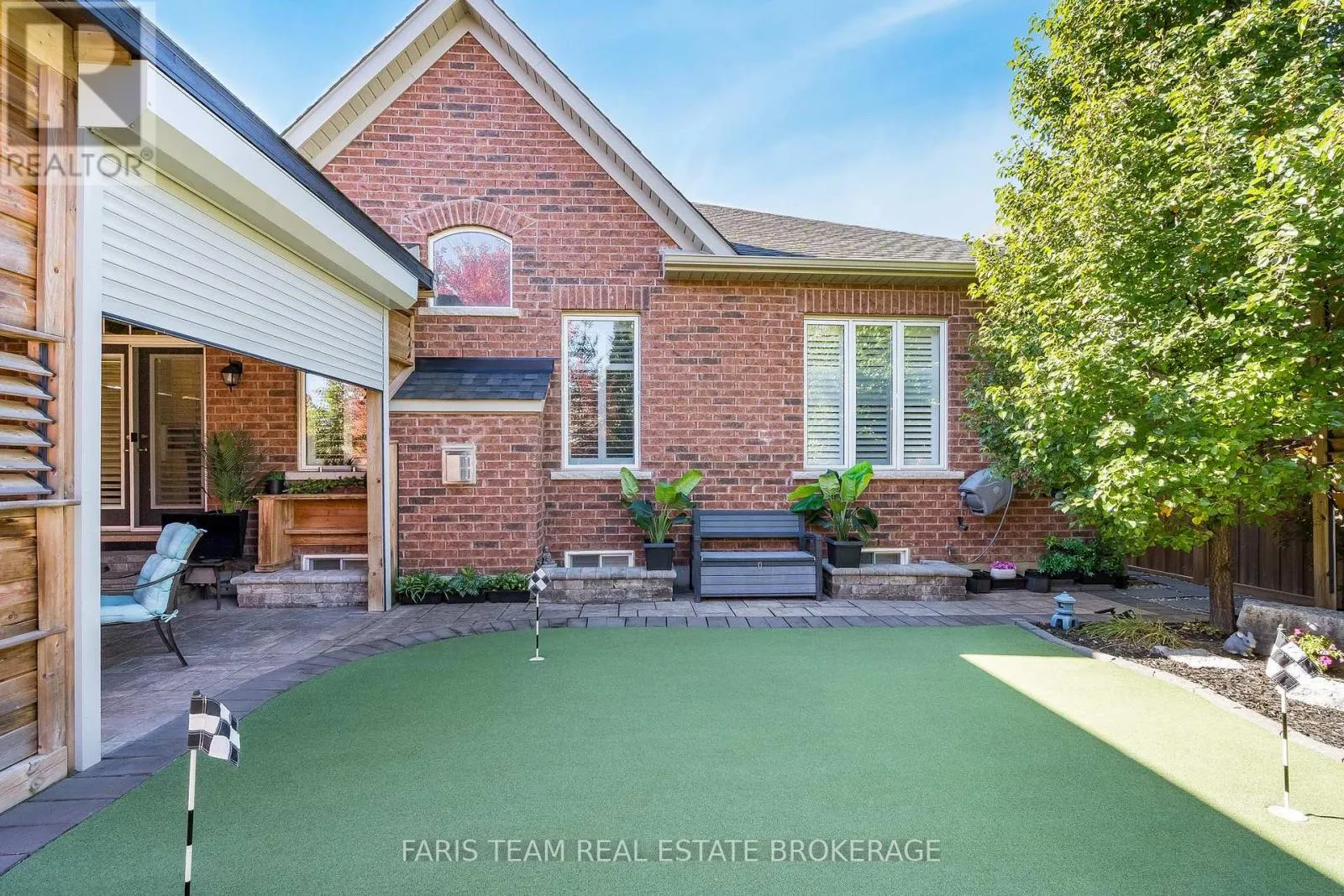 77 COPELAND CRESCENT