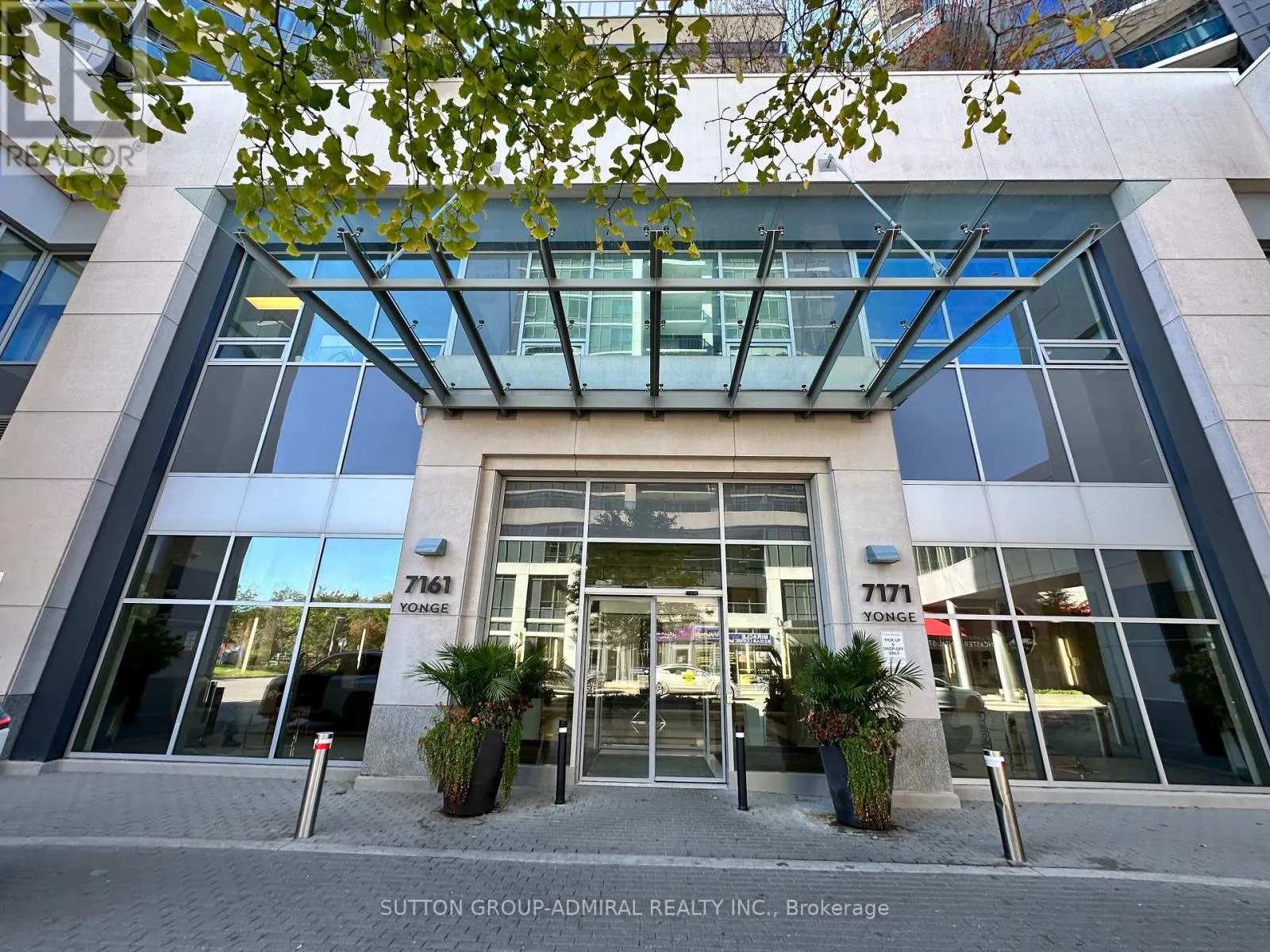 1728 - 7161 YONGE STREET