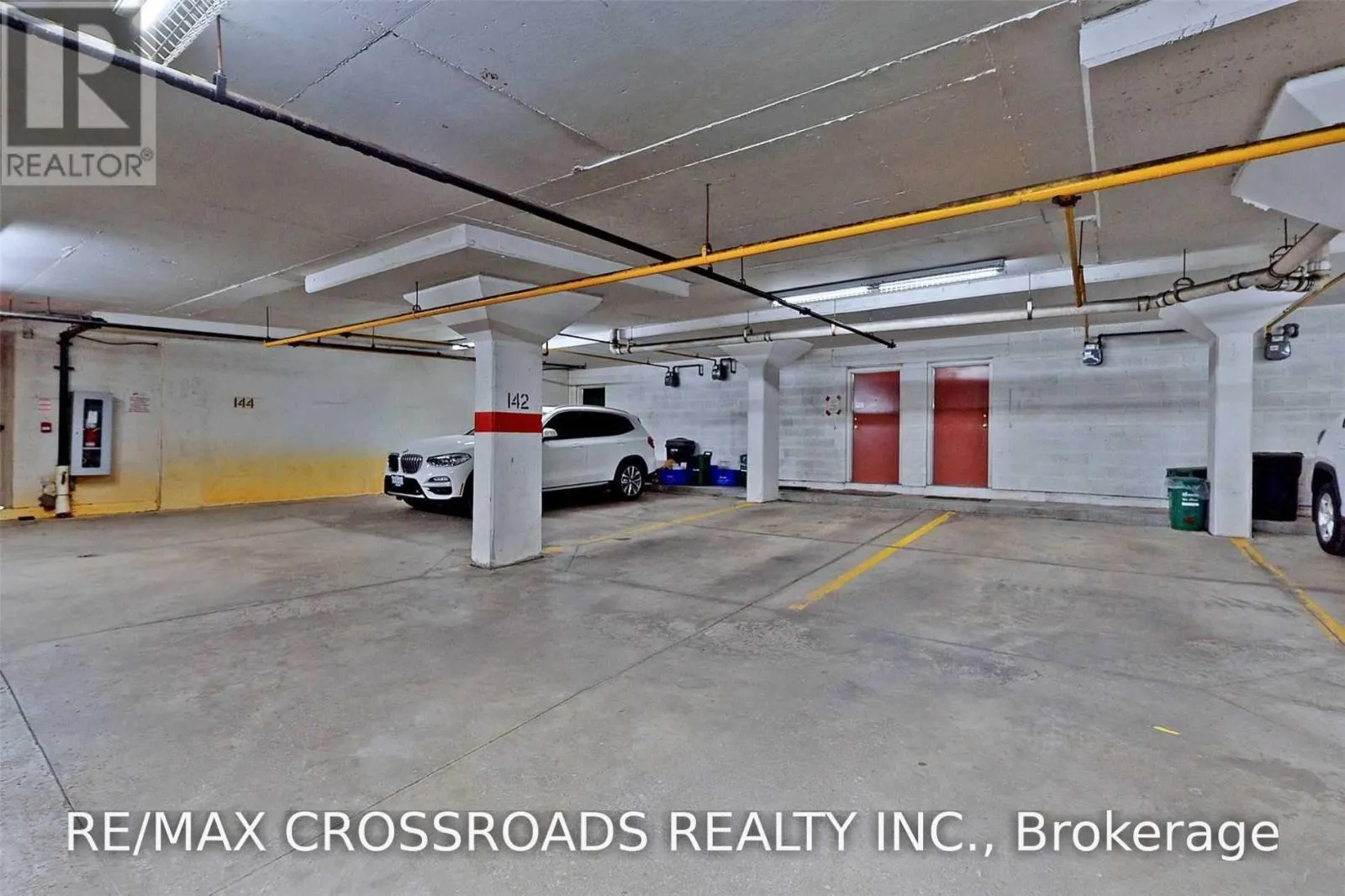 9 - 22 ST MORITZ WAY