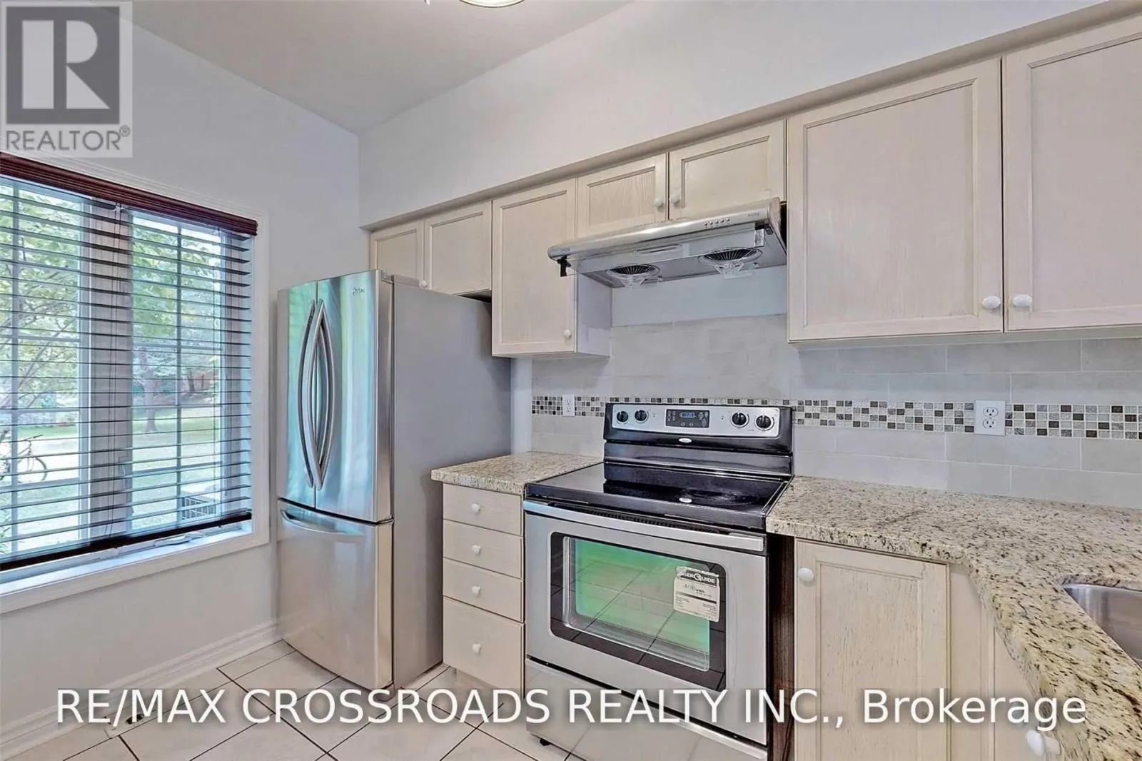 9 - 22 ST MORITZ WAY