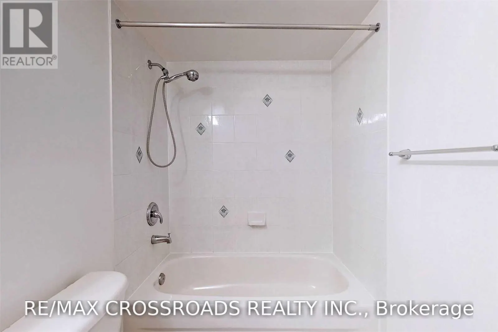 9 - 22 ST MORITZ WAY