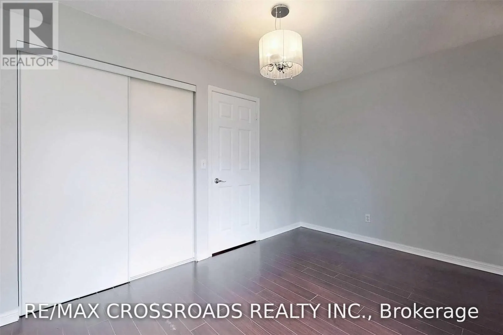 9 - 22 ST MORITZ WAY