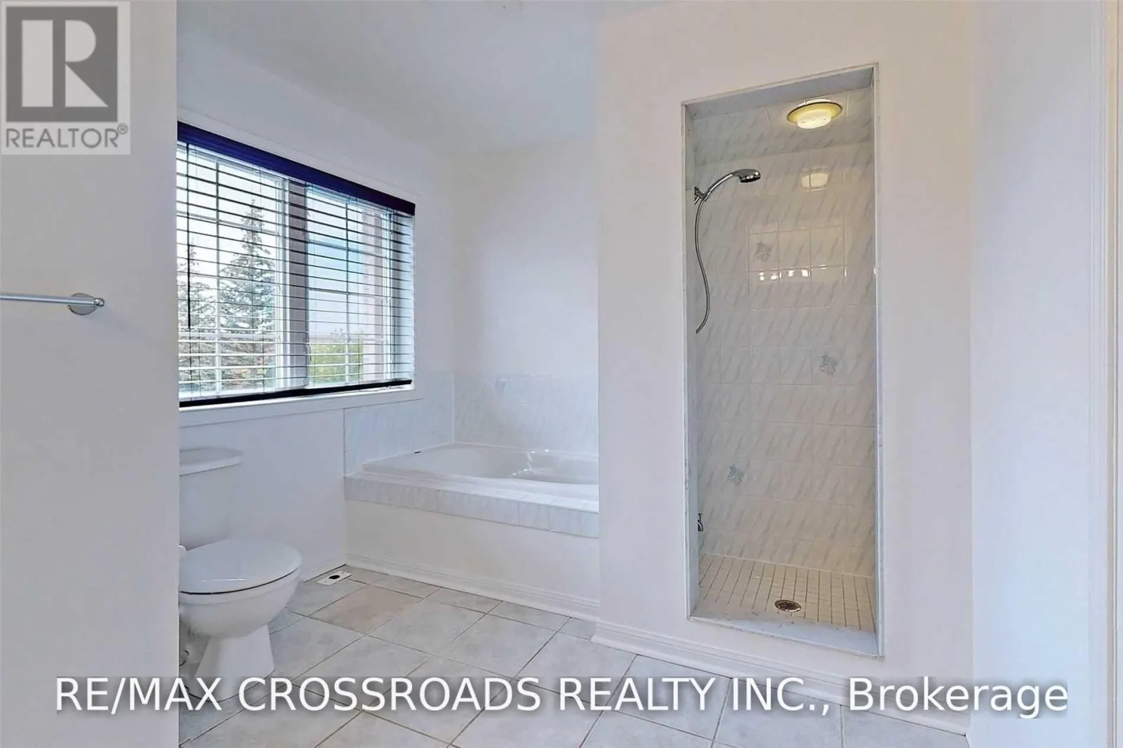 9 - 22 ST MORITZ WAY