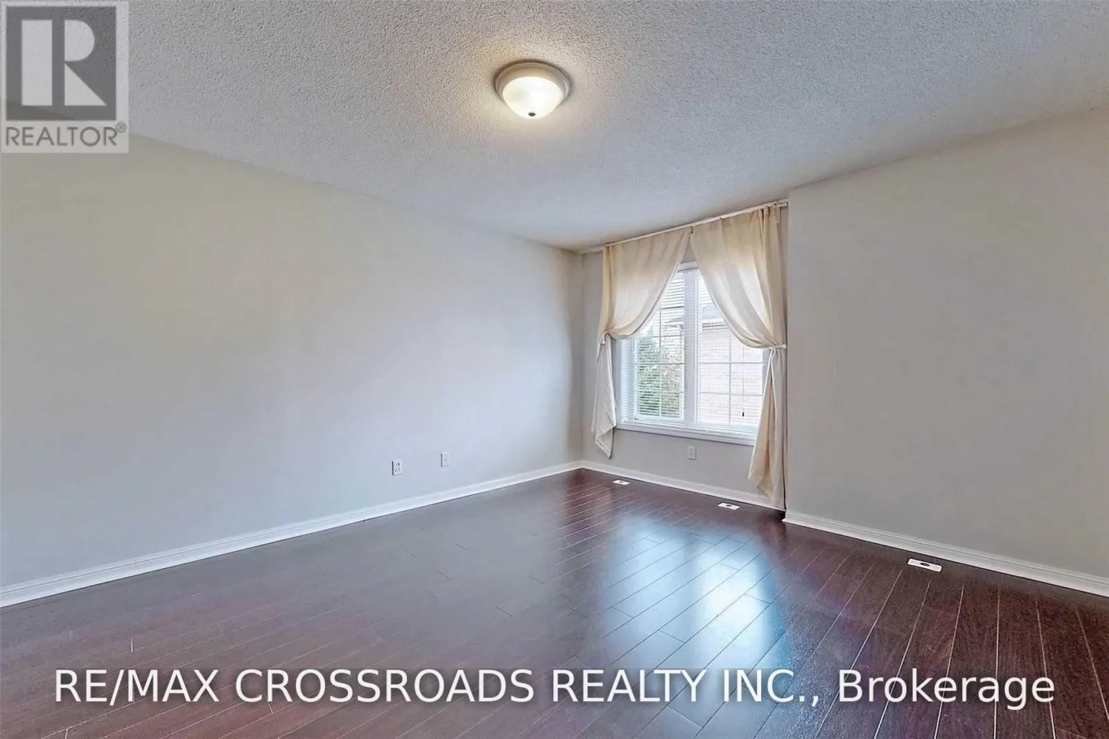 9 - 22 ST MORITZ WAY