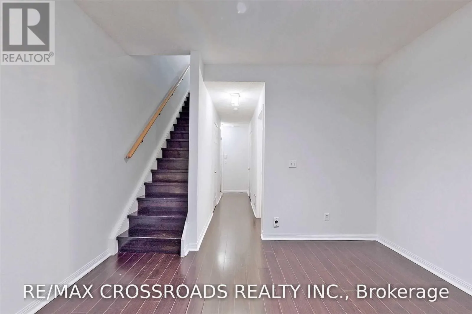 9 - 22 ST MORITZ WAY