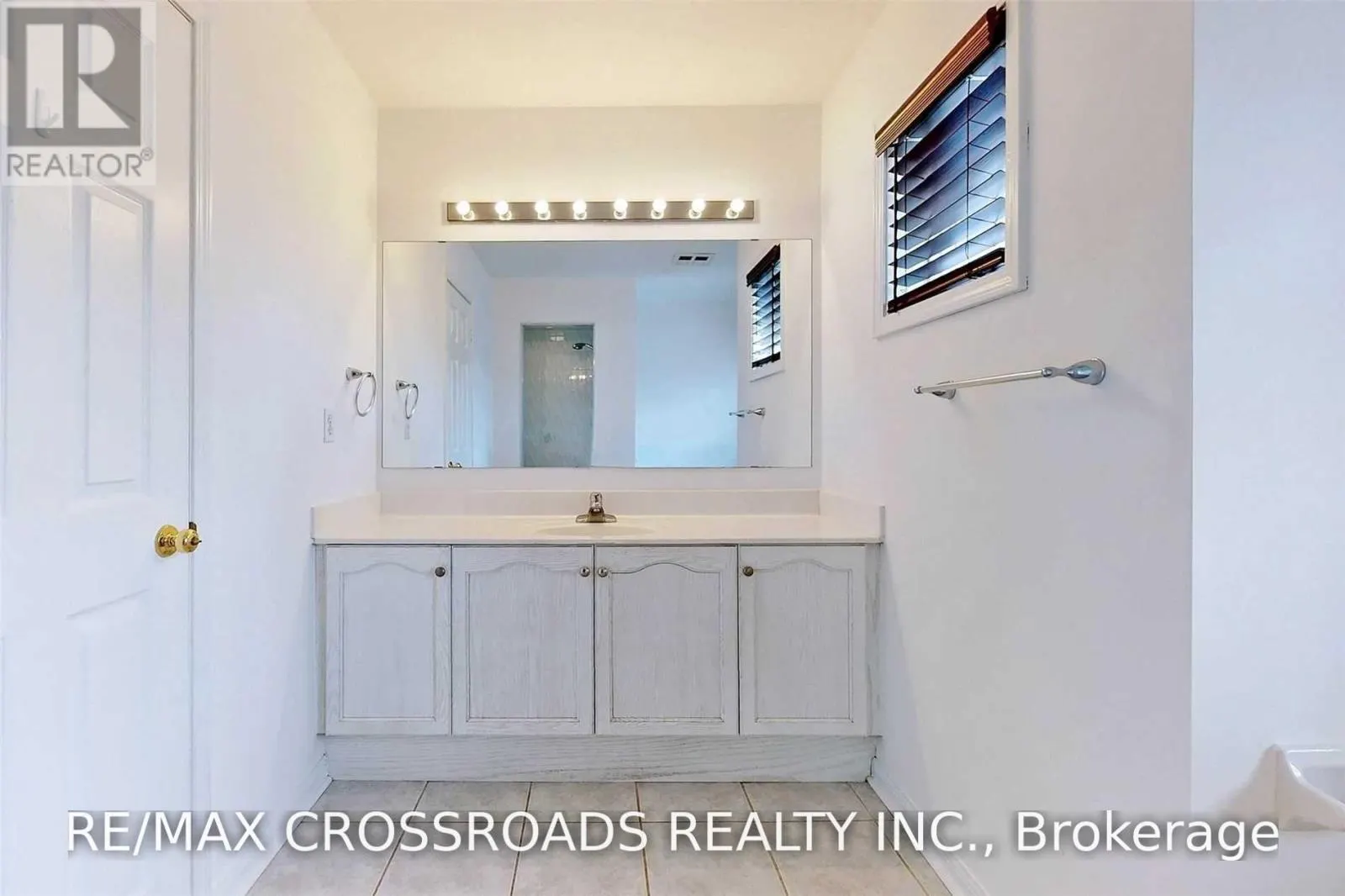 9 - 22 ST MORITZ WAY