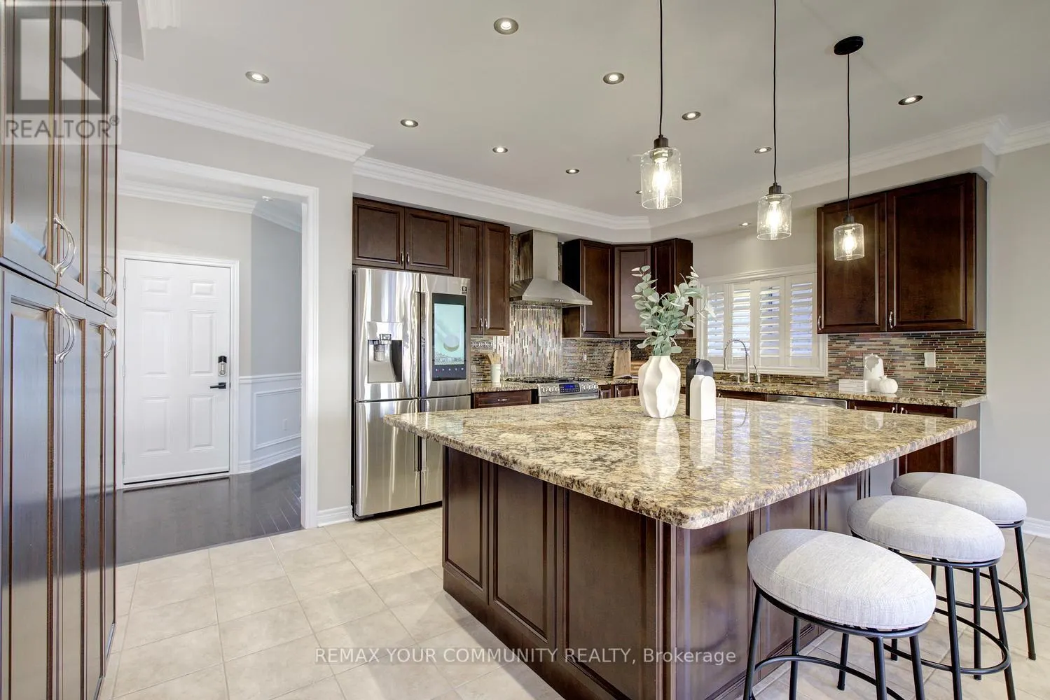 108 GOLDEN FOREST ROAD