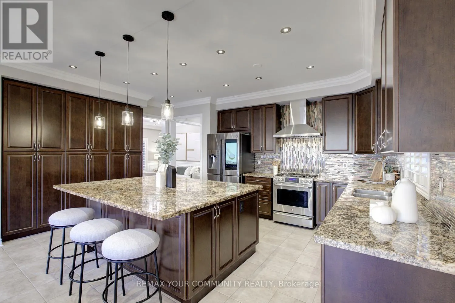 108 GOLDEN FOREST ROAD