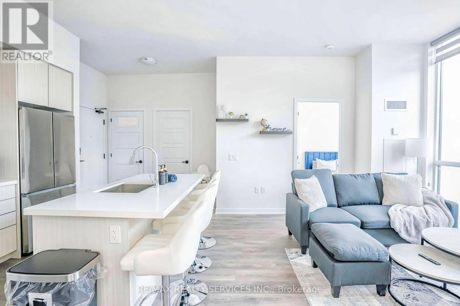 403 - 415 SEA RAY AVENUE
