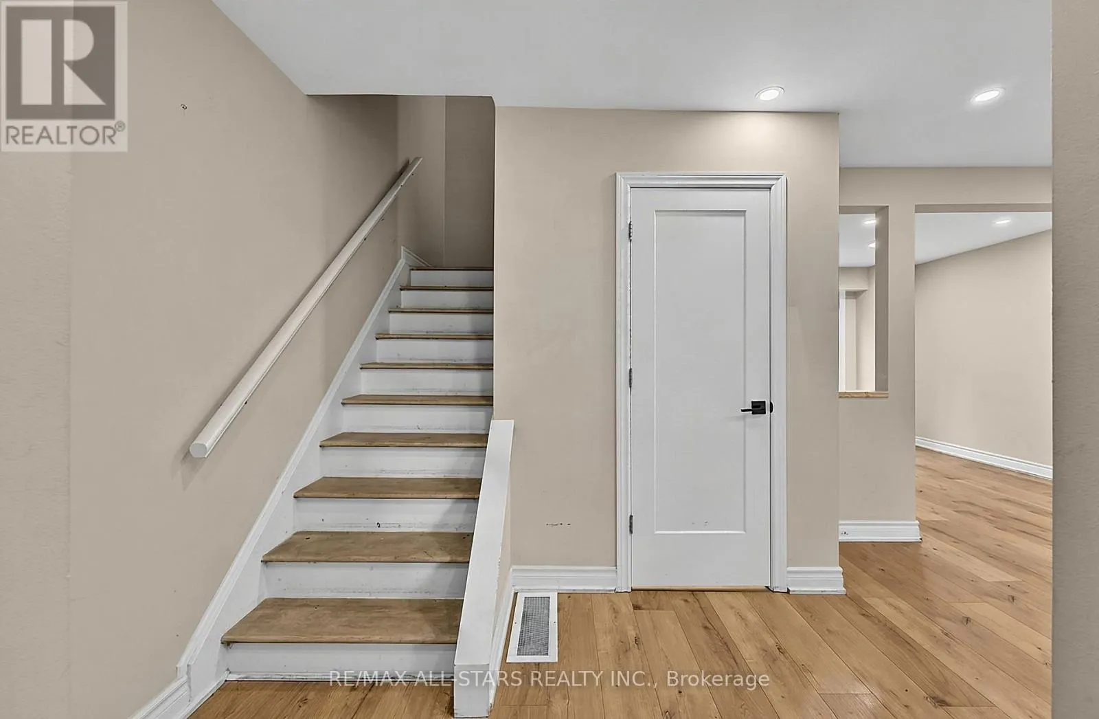 333 NEAL DRIVE