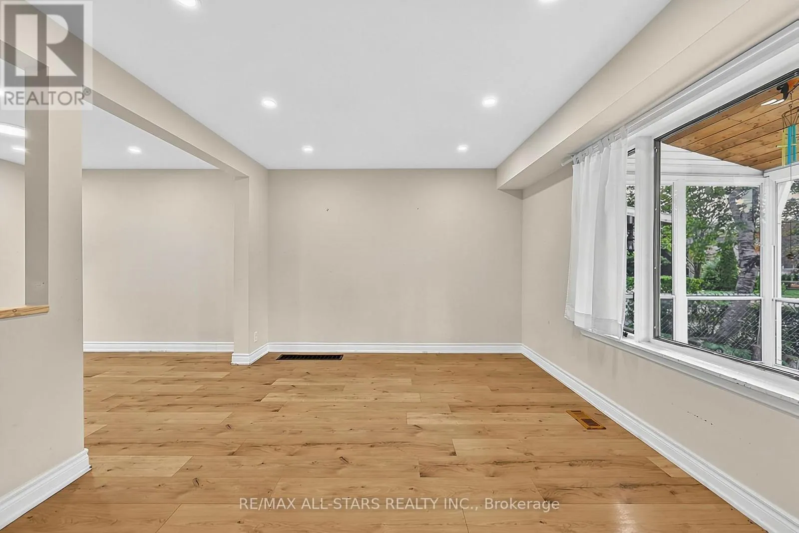 333 NEAL DRIVE
