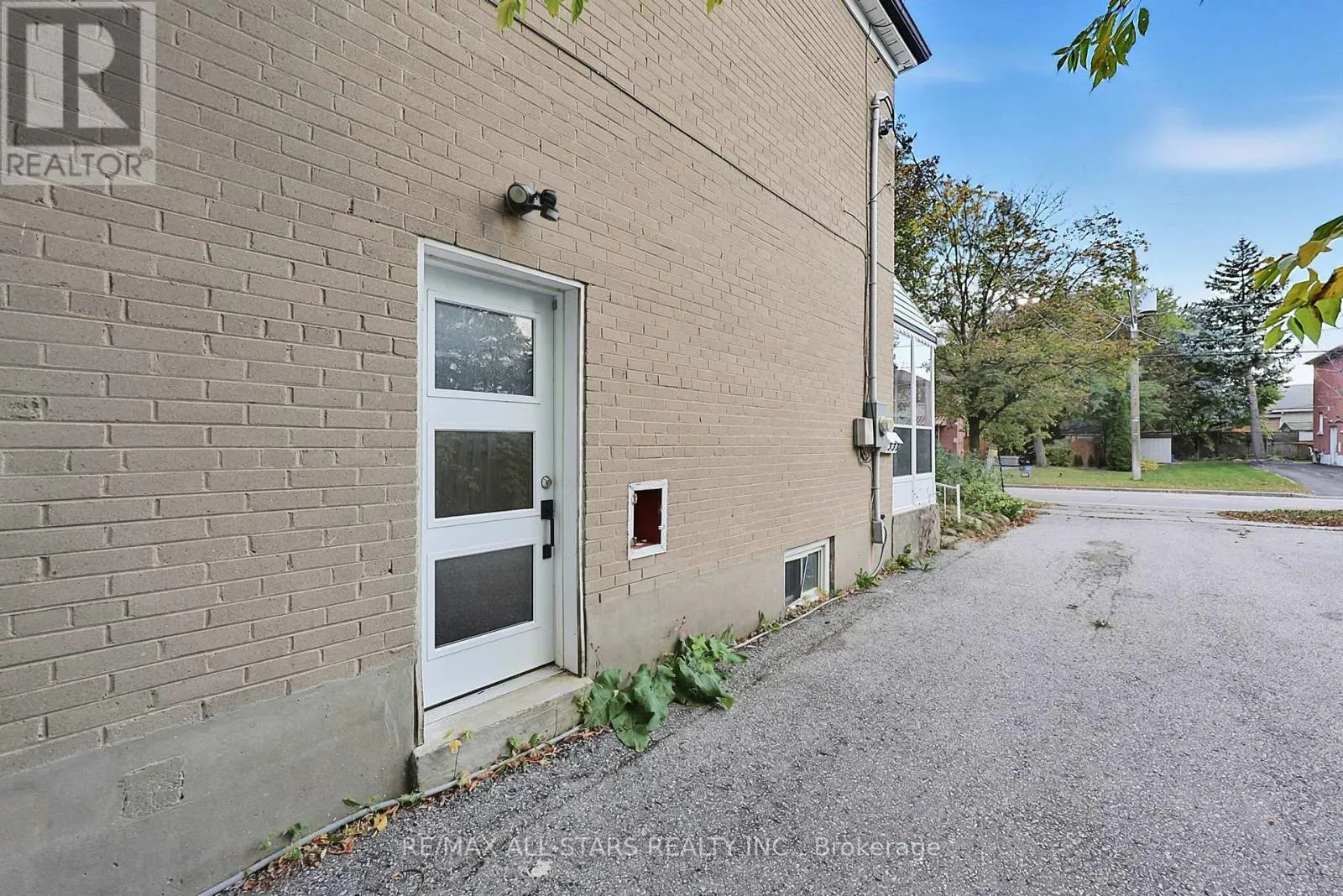 333 NEAL DRIVE