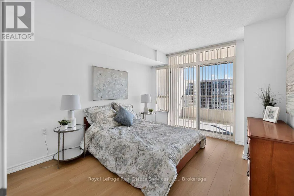 1002 - 9015 LESLIE STREET #1002