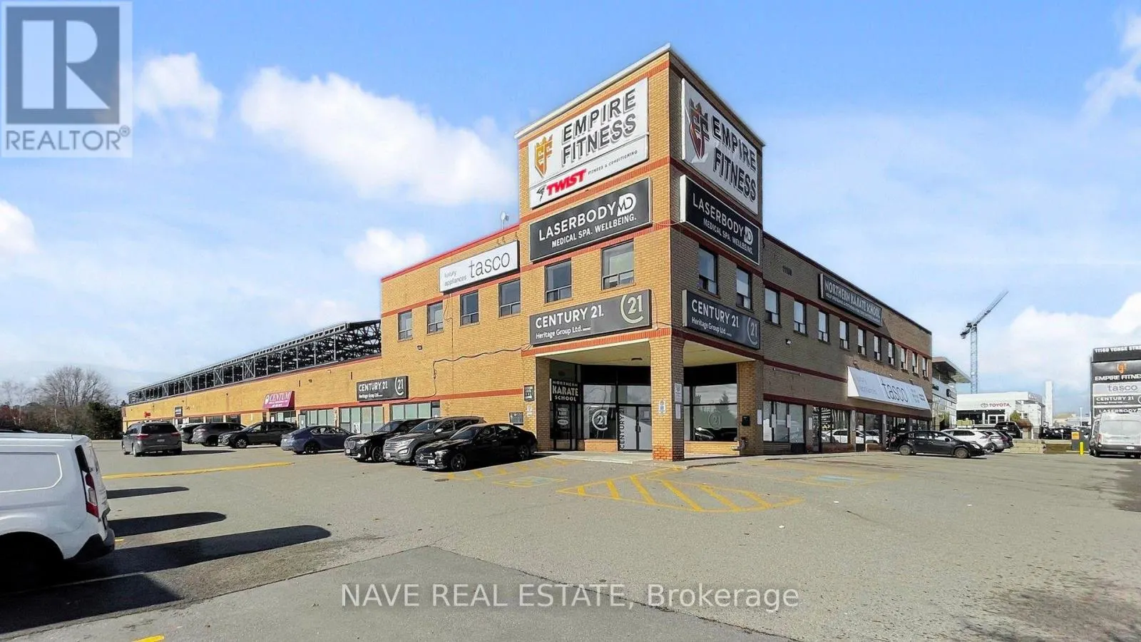 11 - 11160 YONGE STREET