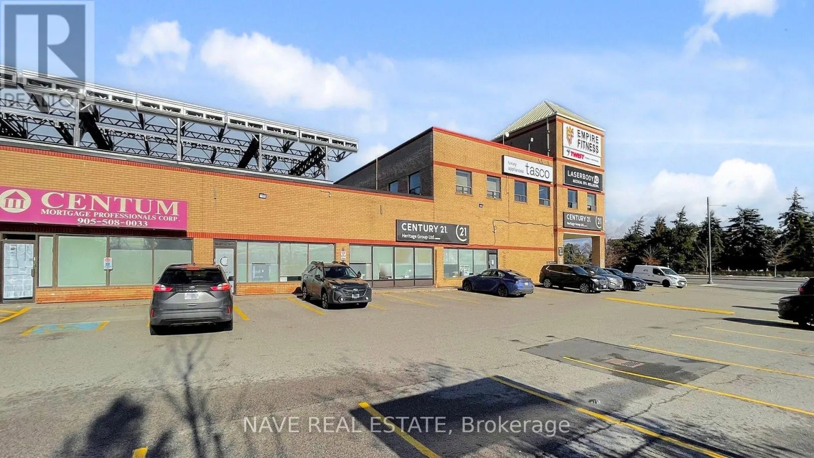 16 - 11160 YONGE STREET