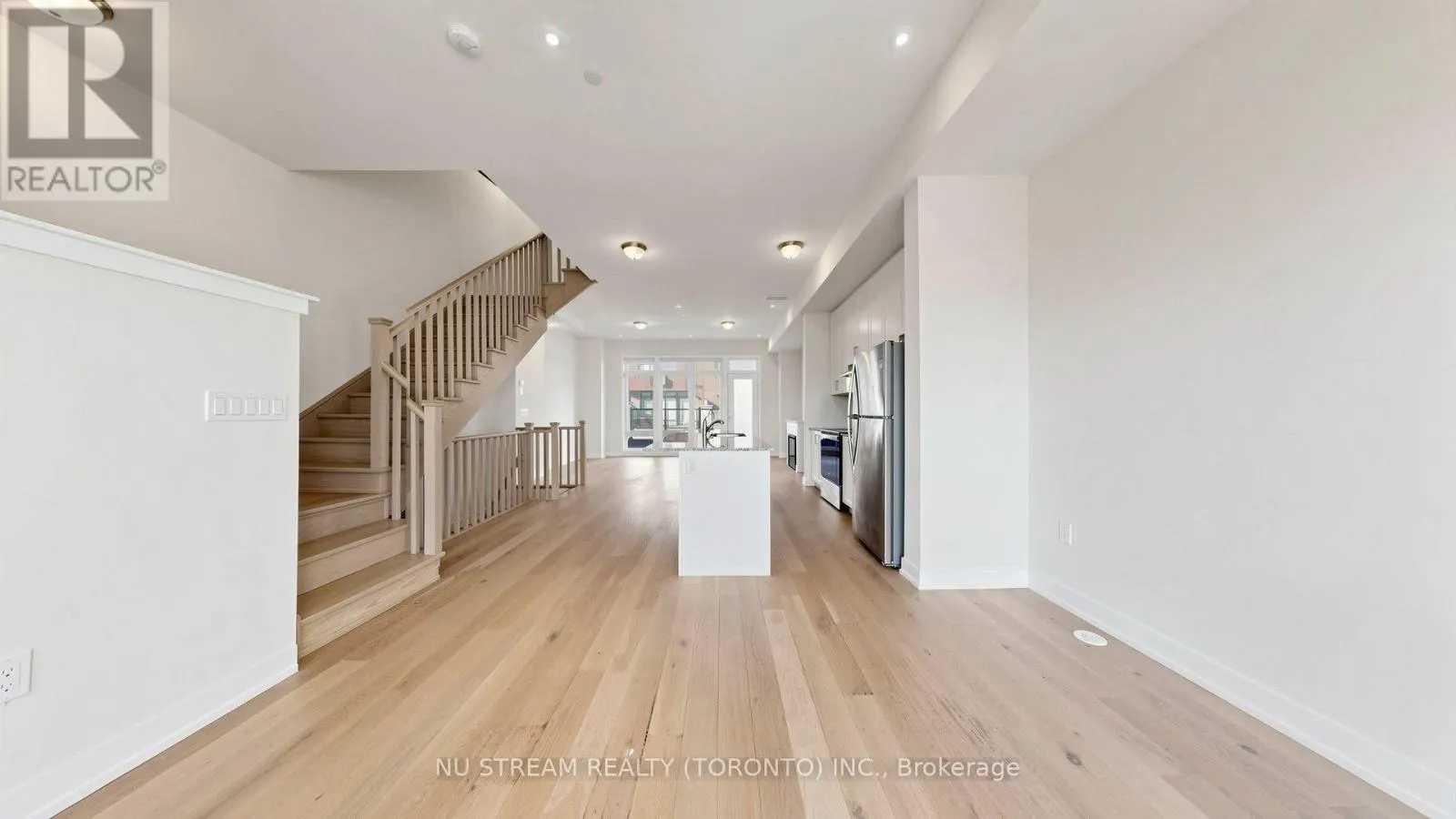72 INGERSOLL LANE