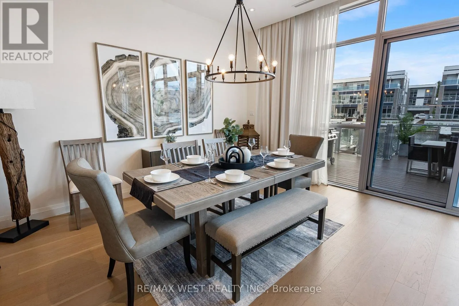 3657 FERRETTI COURT